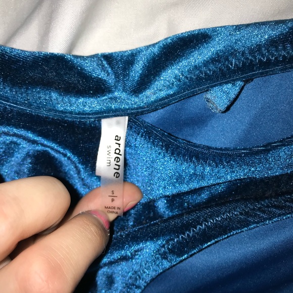 Blue velvet tie up bikini - Picture 3 of 3